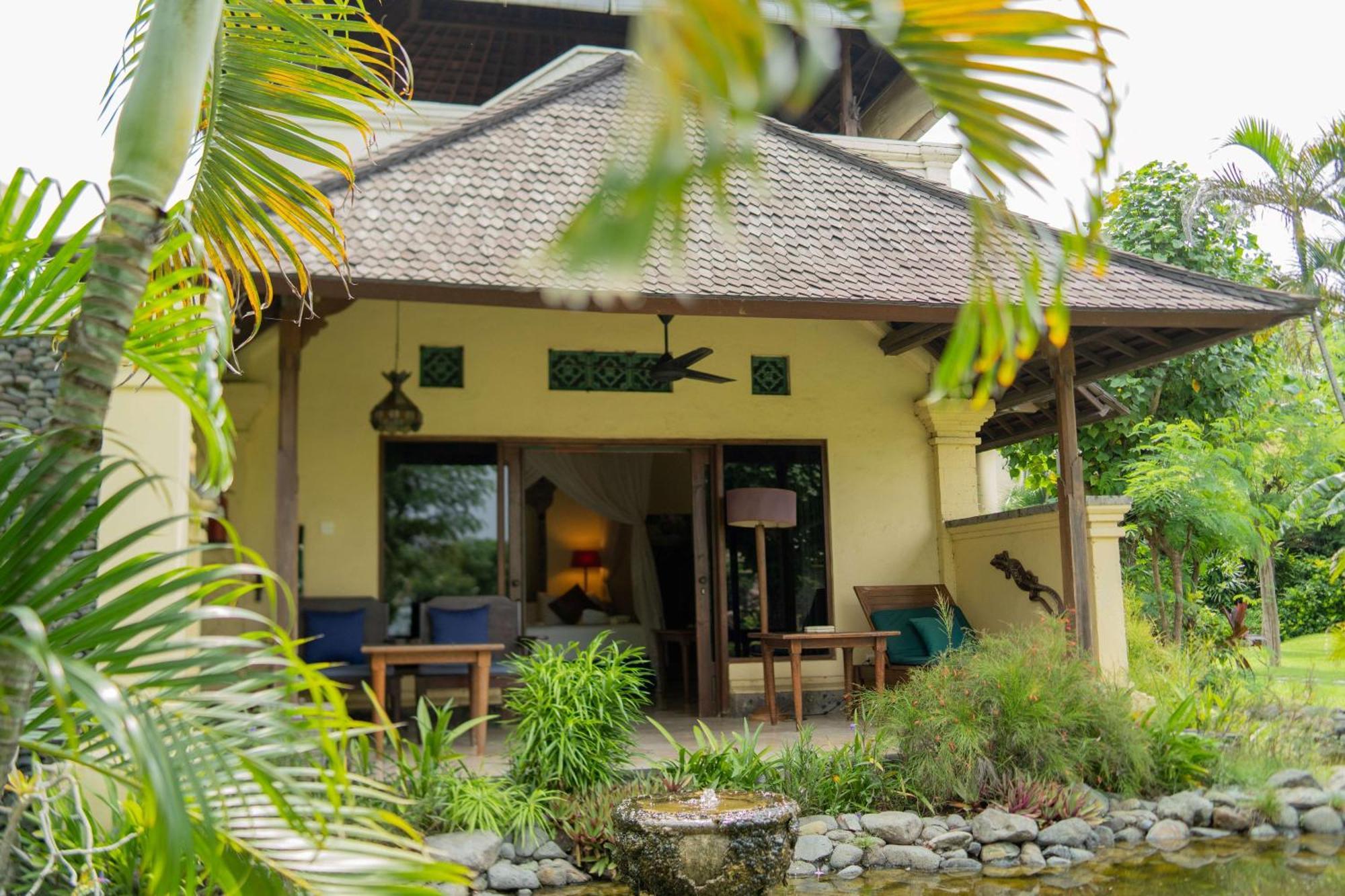 Taman Sari Bali Resort And Spa Pemuteran Exterior foto